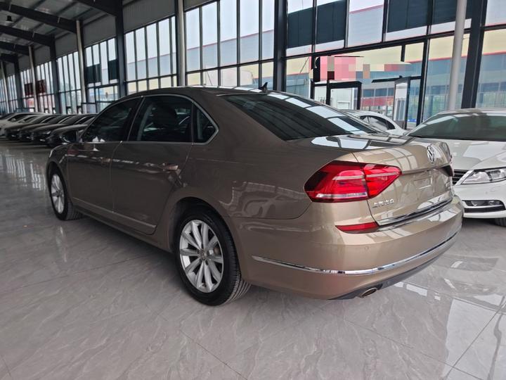 Passat 2016 330TSI DSG photo 4