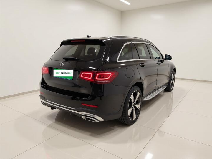 GLC 2022 GLC 300 L 4MATIC Dynamic Edition photo 6