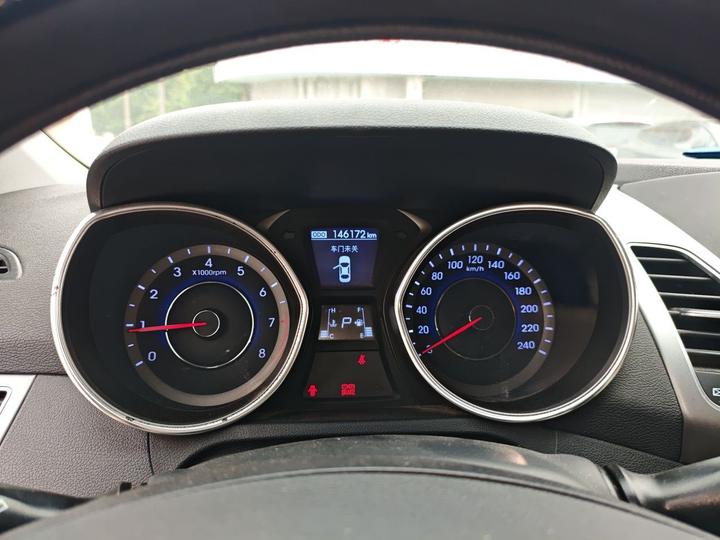 Elantra 2015 1.6L AT Leading photo 8