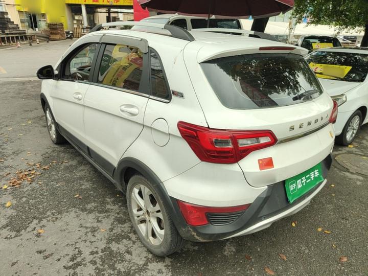 BAIC X25 2015 1.5L MT Comfort photo 4