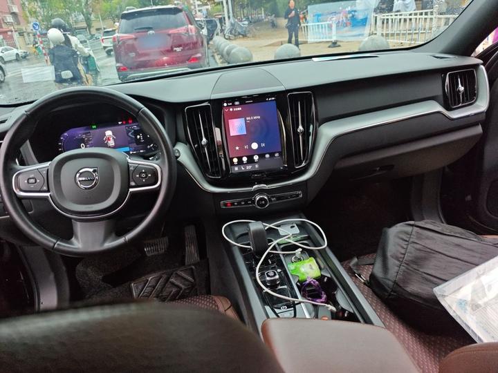 XC60 2023 B5 AWD Luxury photo 5