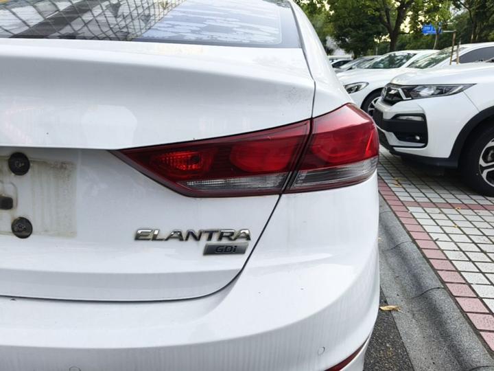 Elantra 2016 1.6L AT Smart Elite photo 7