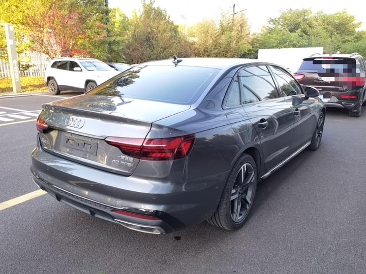 A4L 2022 40 TFSI Luxury Dynamic photo 4