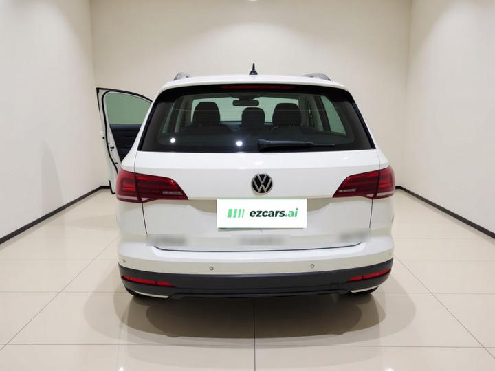 Tharu 2022 280TSI RWD Luxury photo 5