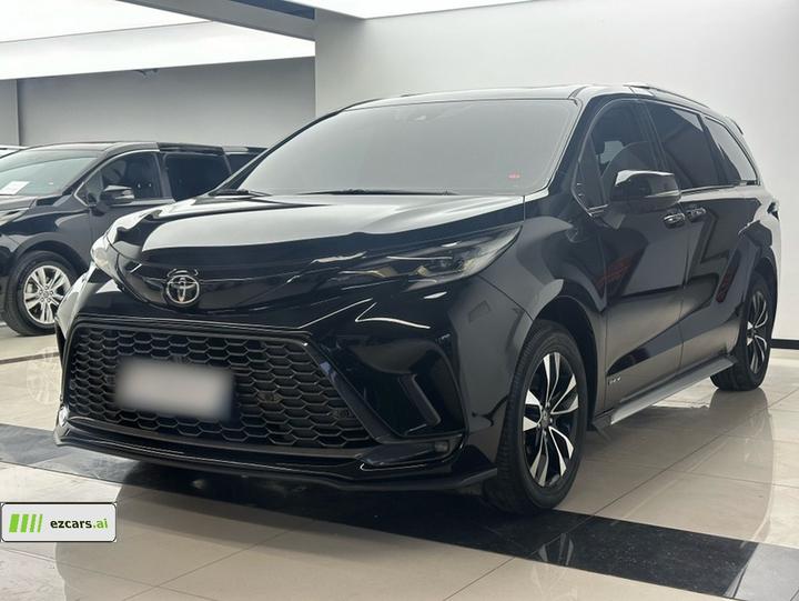 Granvia 2024 2.5L Hybrid Premium PLUS AWD