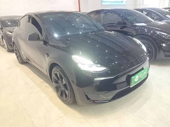 Model Y 2022 Facelift RWD photo 3
