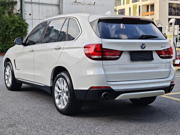 X5 Imported 2018 xDrive28i photo 4