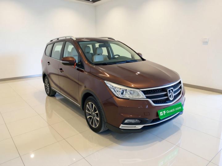 730 2019 1.5L MT Fashion 7-Seater China VI photo 3