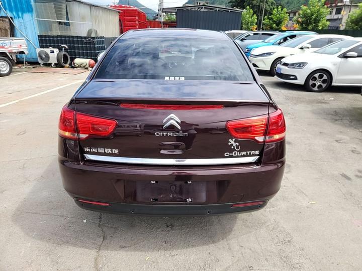 2013 Sedan 1.6L AT photo 5