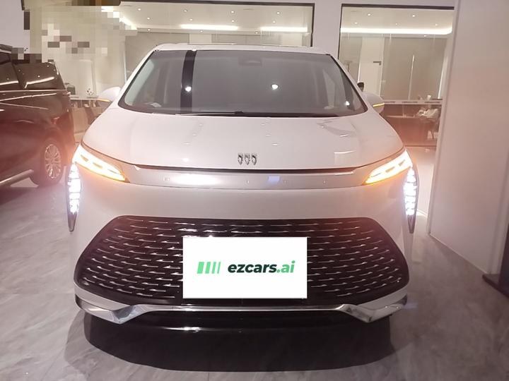 2023 2.0T 4-Seater photo 2