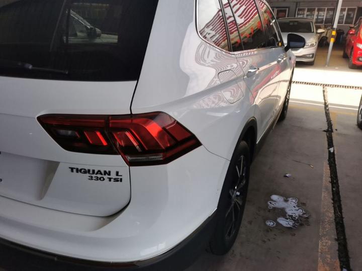 Tiguan L 2019 Facelift 330TSI AT RWD Luxury China VI photo 7