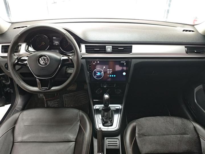 Bora 2016 1.6L AT Comfort photo 5