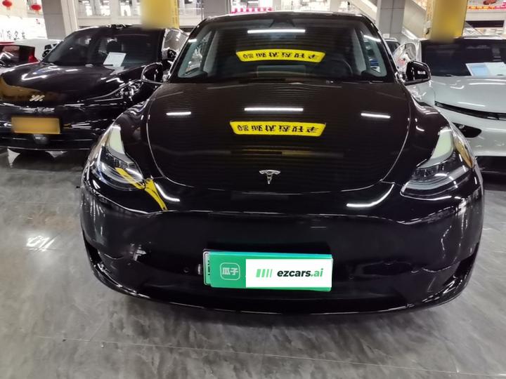 Model Y 2023 RWD photo 2