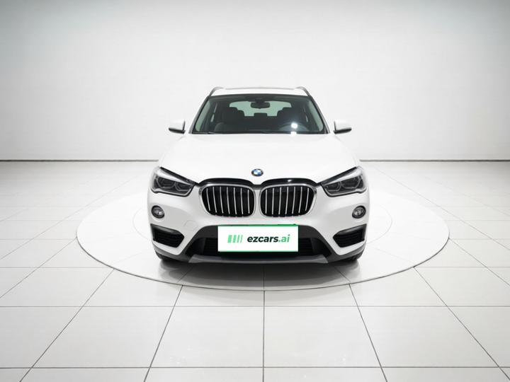 X1 2016 sDrive18Li Exclusive photo 2