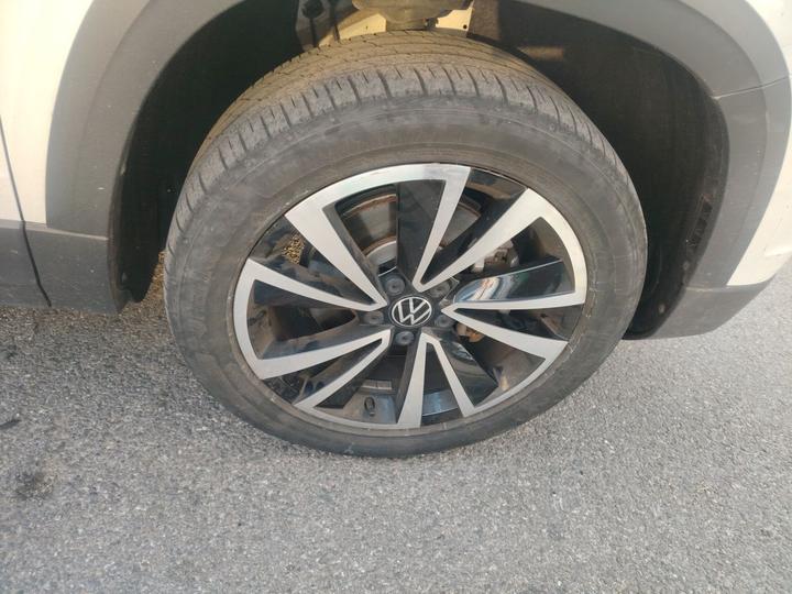 Tharu 2021 280TSI RWD Luxury PLUS photo 8