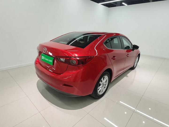 3 Axela 2017 Sedan 1.5L AT Luxury China V photo 6