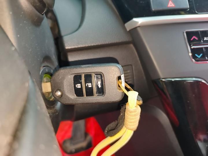 Spirior 2015 2.0L Premium photo 8