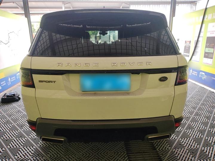 Range Rover Sport 2020 3.0 L6 SE photo 3