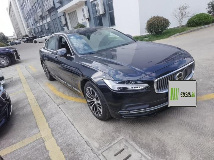 S90 2025 B5 Luxury photo 3