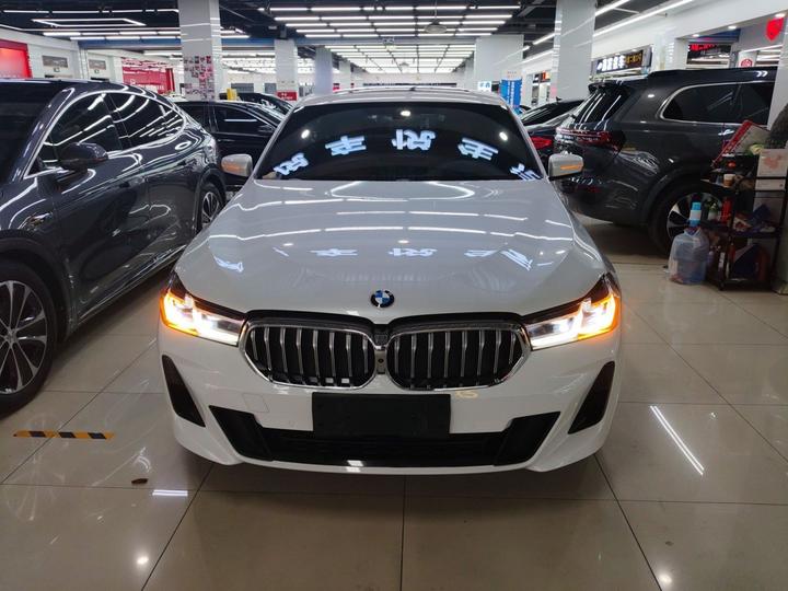 6 SeriesGT 2022 630i M Sport Package photo 2