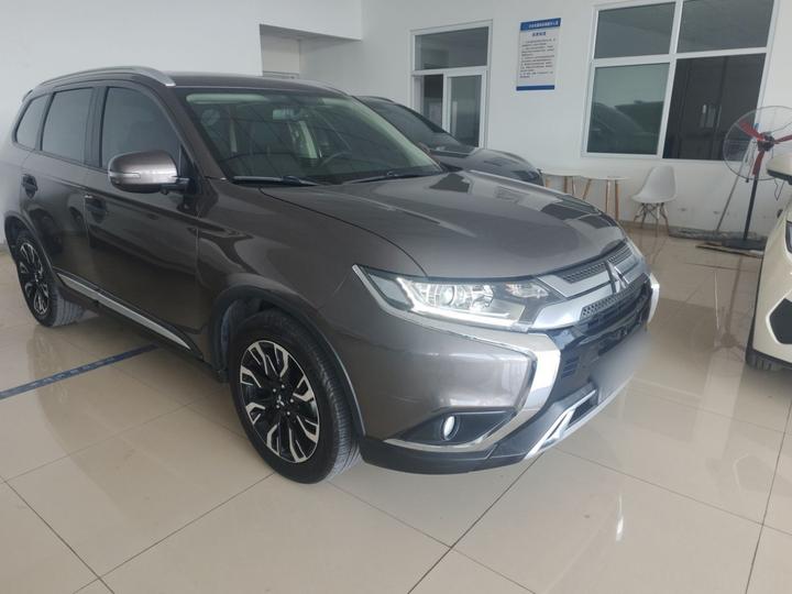 Outlander 2020 2.0L RWD Enjoy 5-Seater