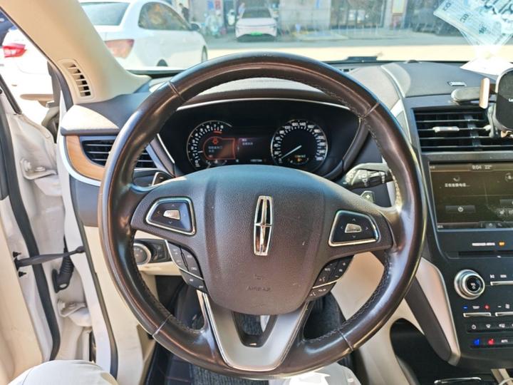 MKC 2014 2.0T RWD photo 6