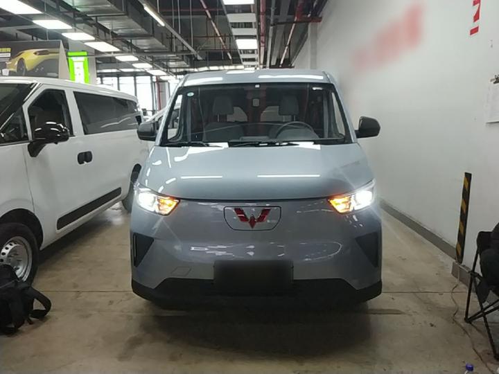 Wuling 2024 300km Comfort Bus 75kW photo 2