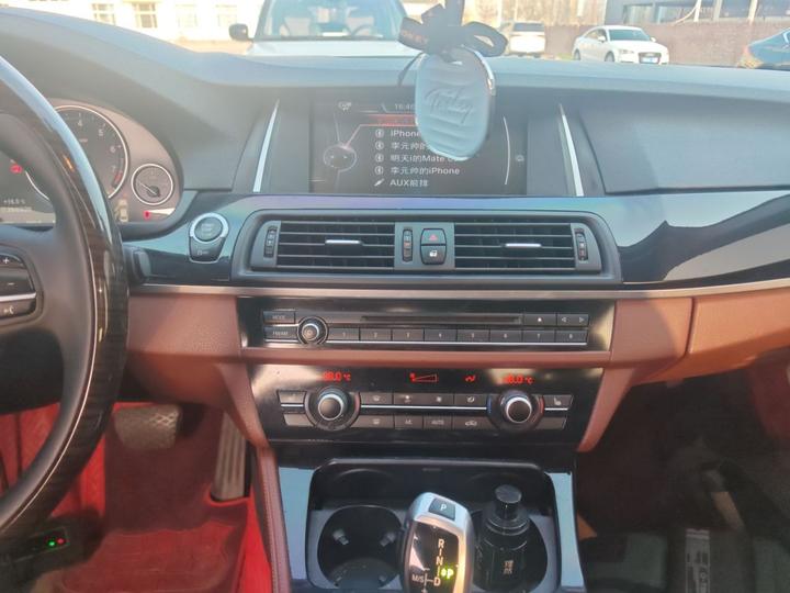 5 Series 2014 520Li photo 8