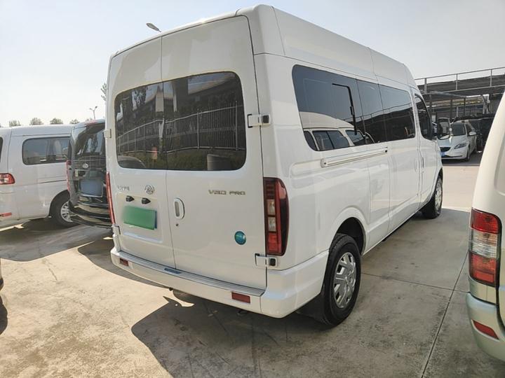 MAXUS V80 2025 PRO 2.0T MT Long Wheelbase 6/7/8/9-Seater photo 6