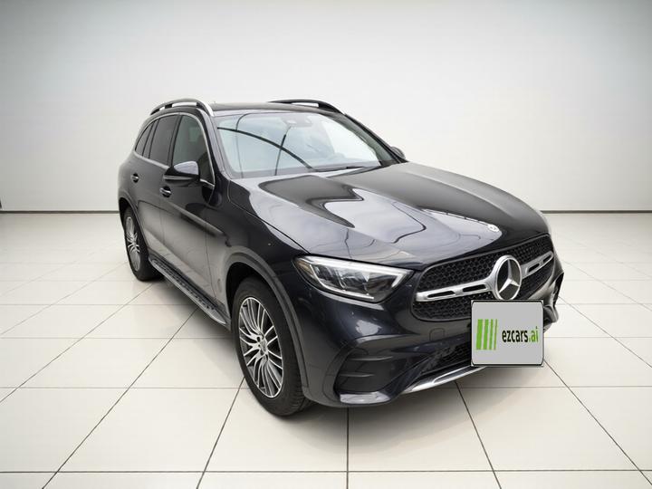 GLC 2024 GLC 300 L 4MATIC Dynamic 5-Seater photo 3