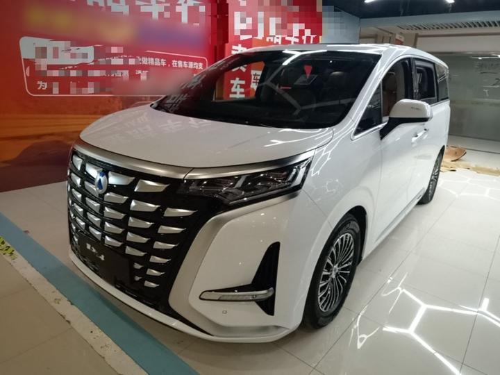 D9 2022 DM-i 970 AWD Noble