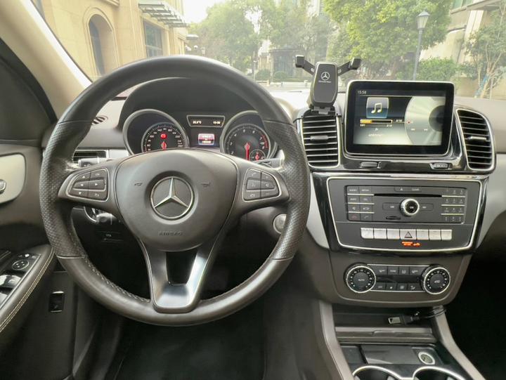 GLE Imported 2015 GLE 320 4MATIC photo 5