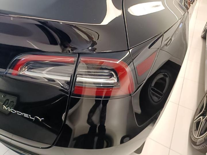 Model Y 2022 Facelift RWD photo 7