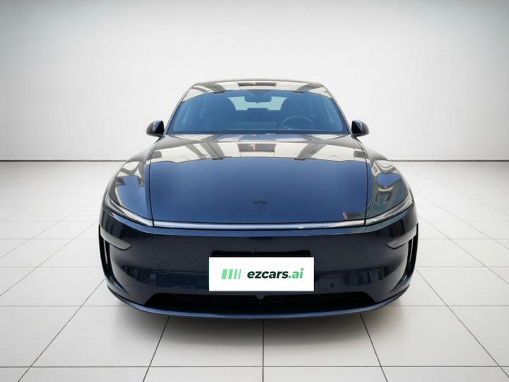 Model Y 2026 RWD photo 2