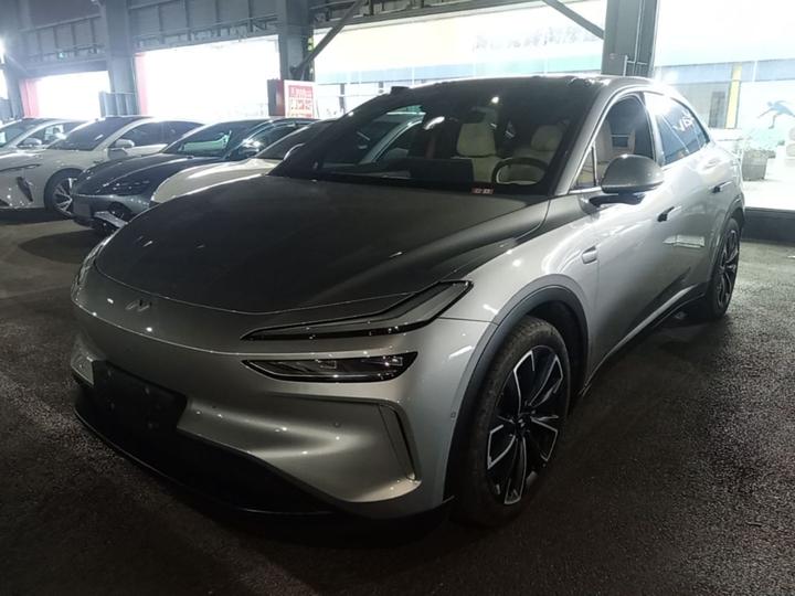 L60 2024 60kWh RWD