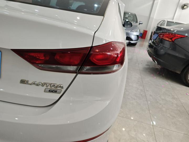 Elantra 2016 1.6L AT Smart Elite photo 7