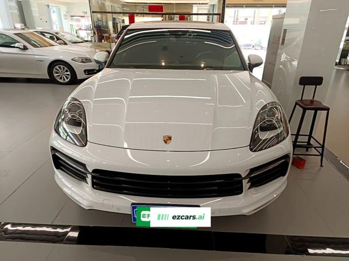 2019 Cayenne 3.0T photo 2