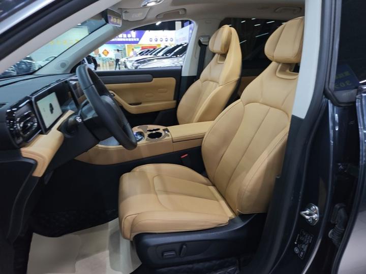 Leapmotor C11 2024 EV 580 Exclusive photo 7