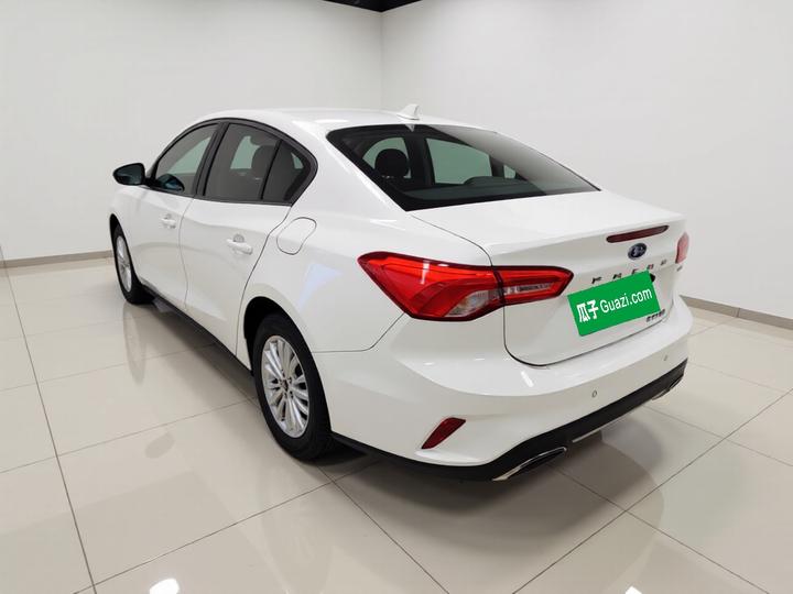 Focus 2021 Sedan EcoBoost 180 AT photo 4