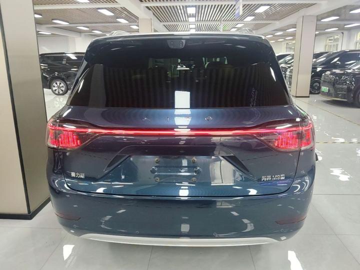 HIMA AITO M9 2025 EV Ultra 100kWh 5-Seater 192-Line LiDAR photo 5