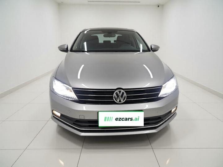 Sagitar 2018 180TSI DSG Exclusive photo 2