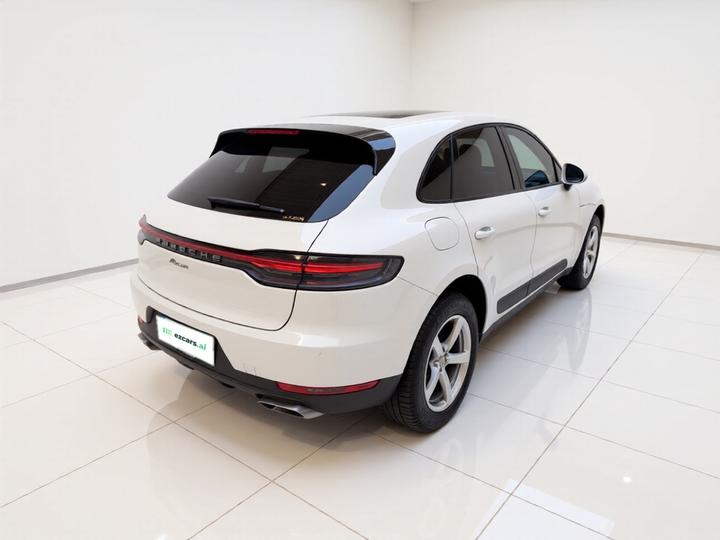 2018 Macan 2.0T photo 4