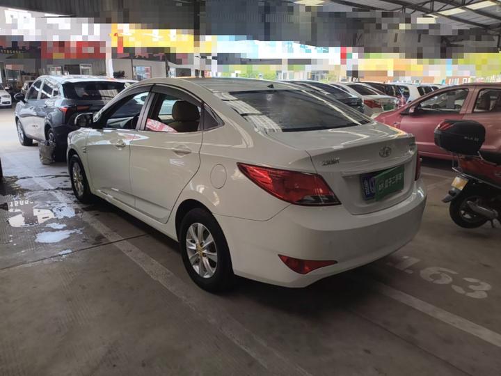 Verna 2014 1.4L MT Smart GLS photo 4