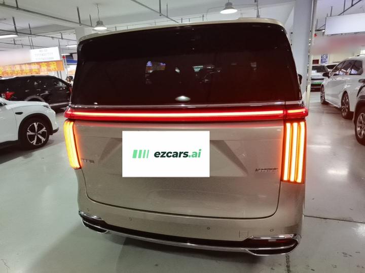 2023 AWD Flagship photo 5