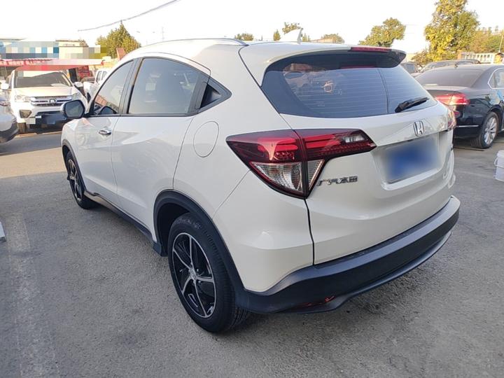 Vezel 2020 1.5L CVT Luxury photo 4
