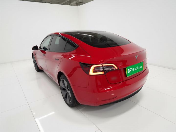 Model 3 2022 RWD photo 4