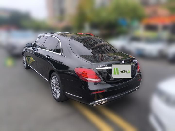 E-Class 2016 E 200 L photo 4