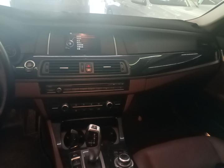 5 Series 2014 520Li photo 5