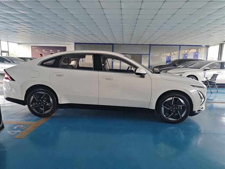 Wuling 2024 150 Pilot photo 3