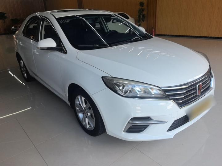 360 2018 PLUS 1.5L MT Exclusive photo 3